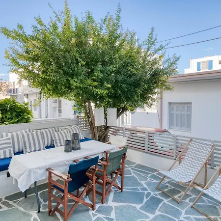 Hotel Fyli House - Family House In Center 4*